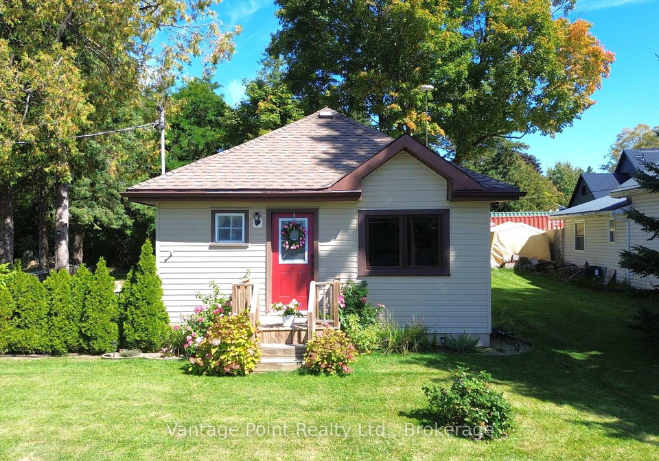 777007-10-highway-chatsworth-ontario-x12385035