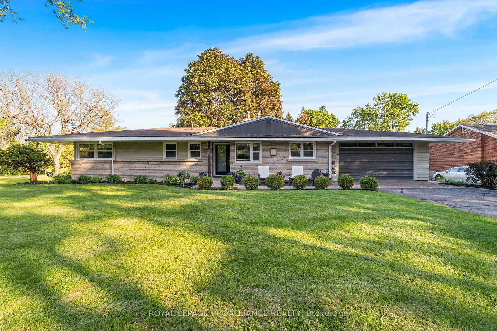 7-hutton-drive-belleville-ontario-x12385116