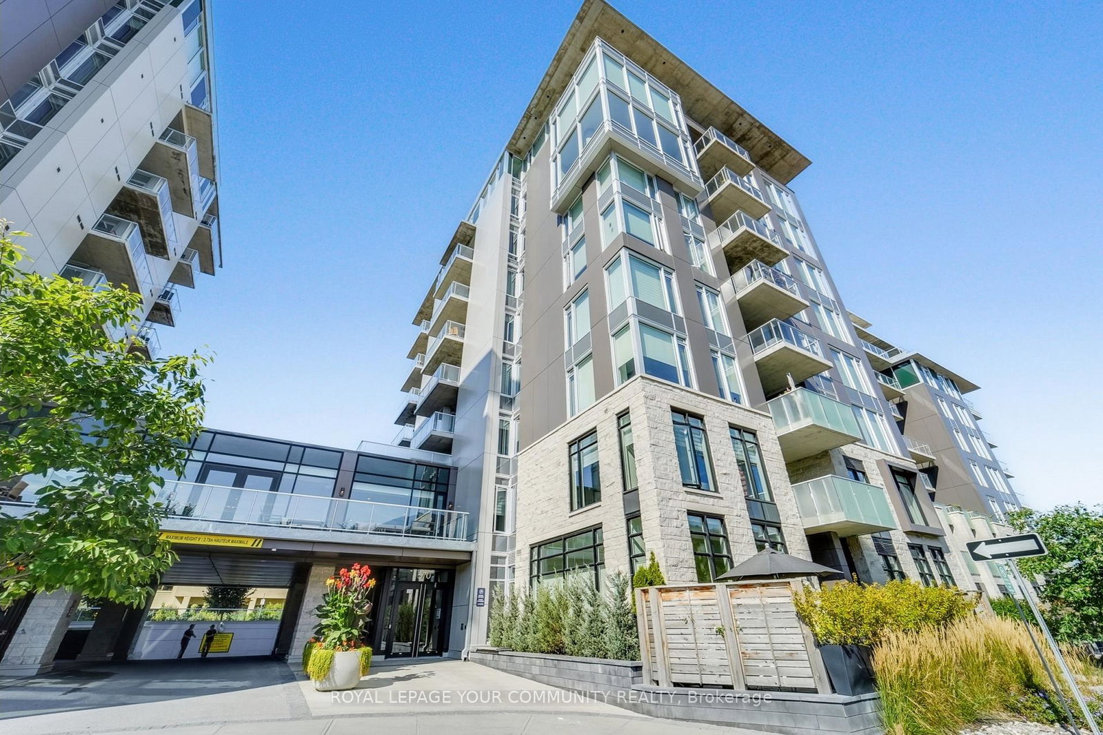 570-de-mazenod-avenue-ottawa-ontario-x12385425
