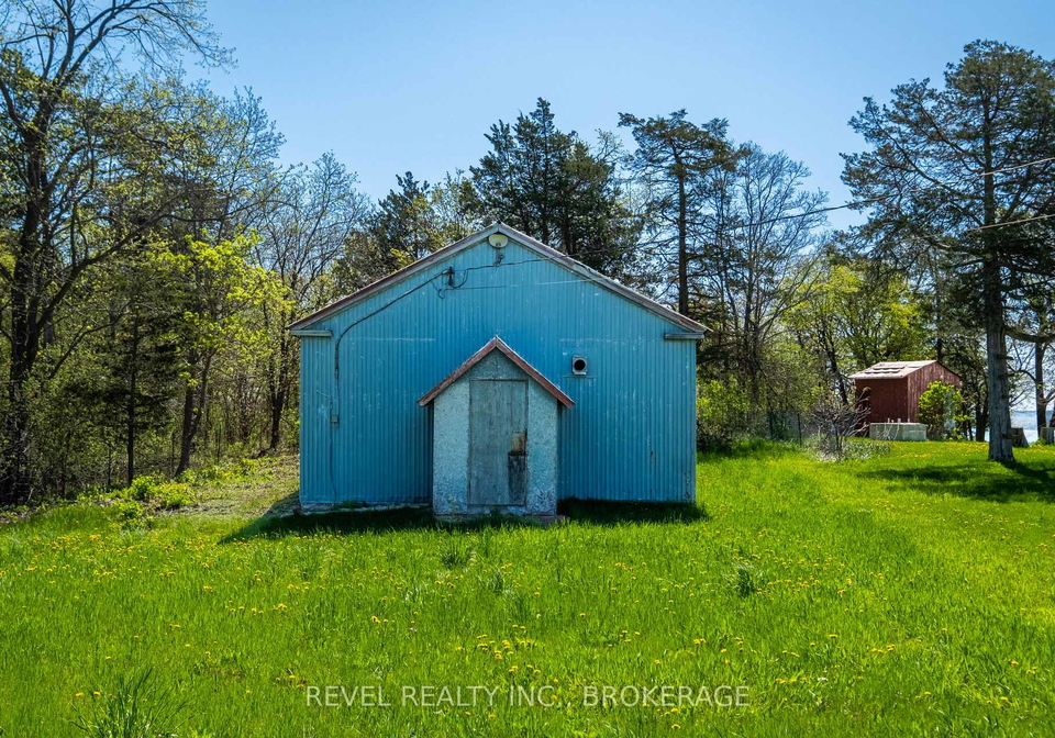 2186-highway-49-highway-prince-edward-county-ontario-x12385662