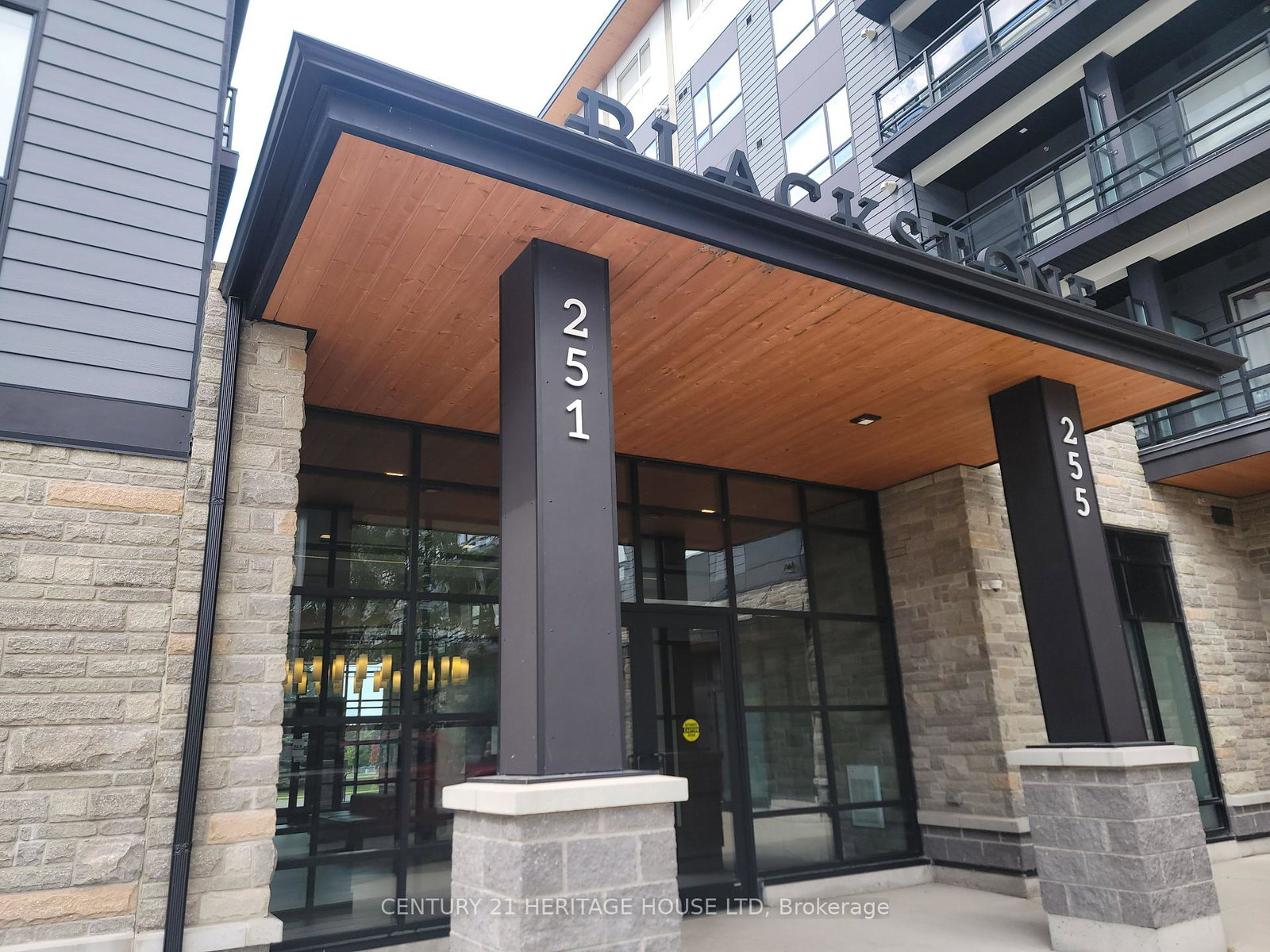 251-northfield-drive-e-waterloo-ontario-x12385822