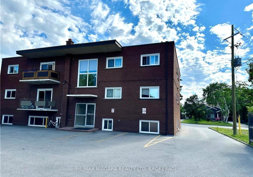 286-vine-street-st-catharines-ontario-x12385881