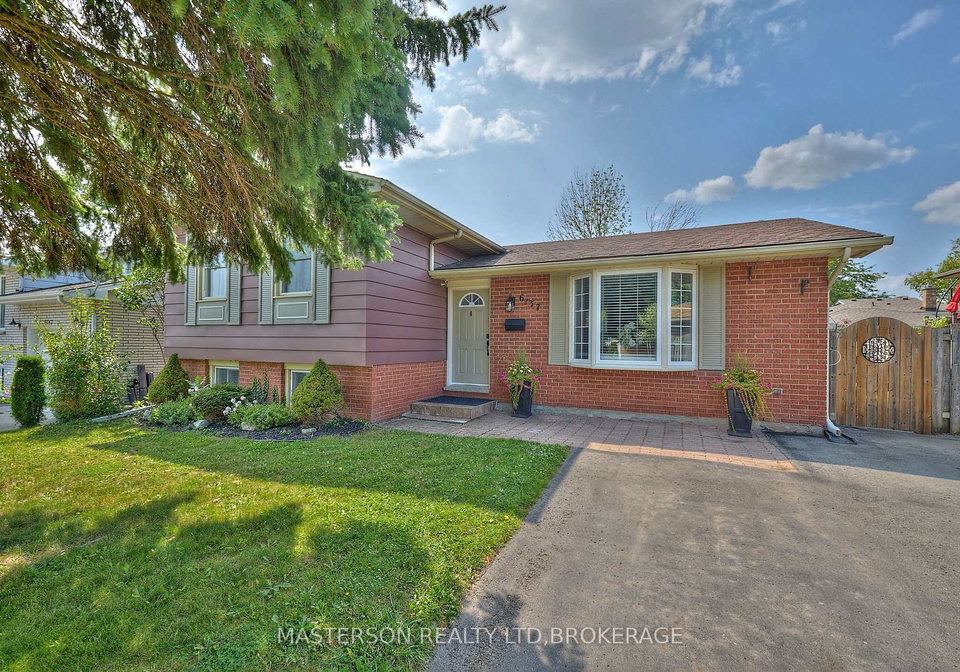 6137-kirkland-drive-niagara-falls-ontario-x12386097