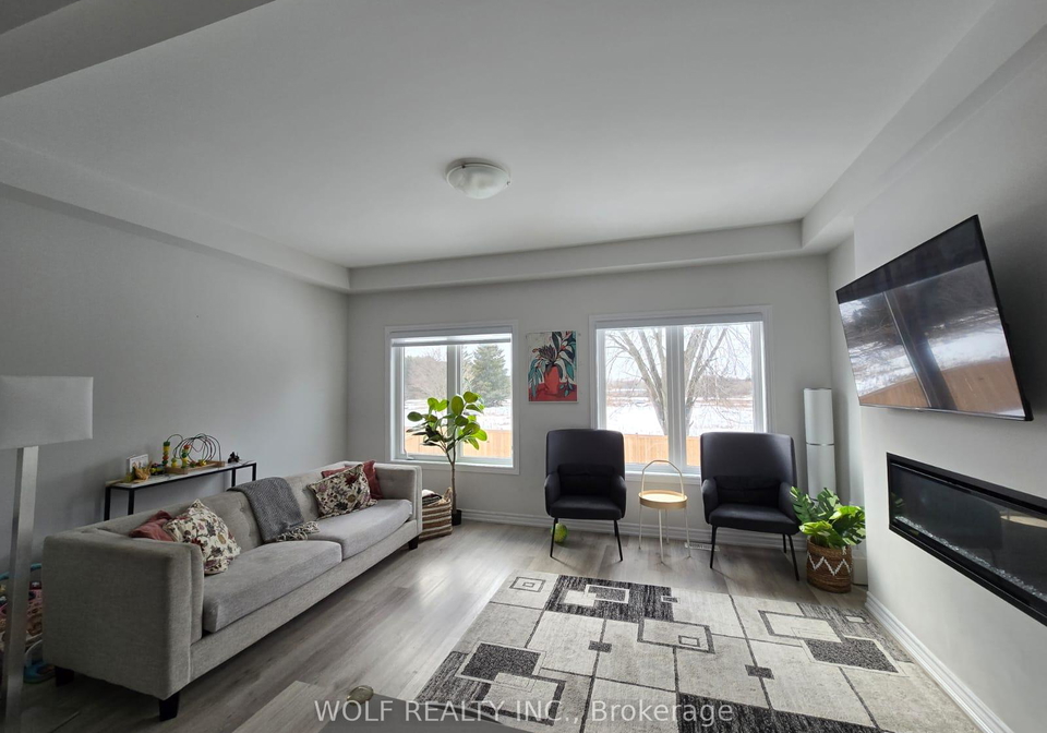124-compass-trail-cambridge-ontario-x12386422