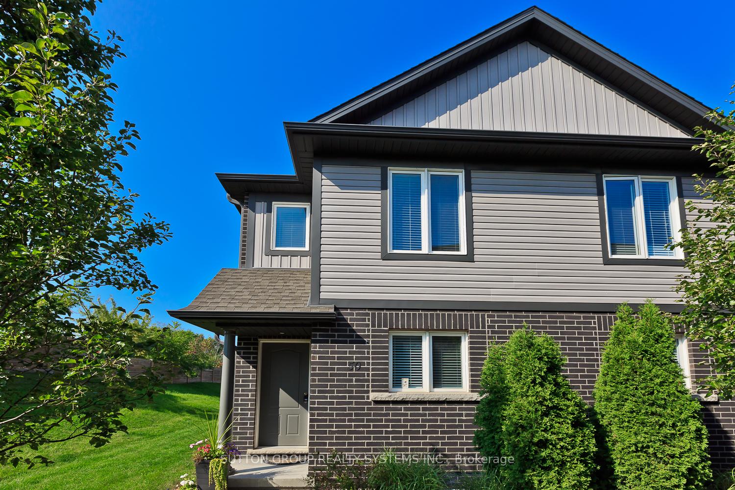 7768-ascot-circle-niagara-falls-ontario-x12386434