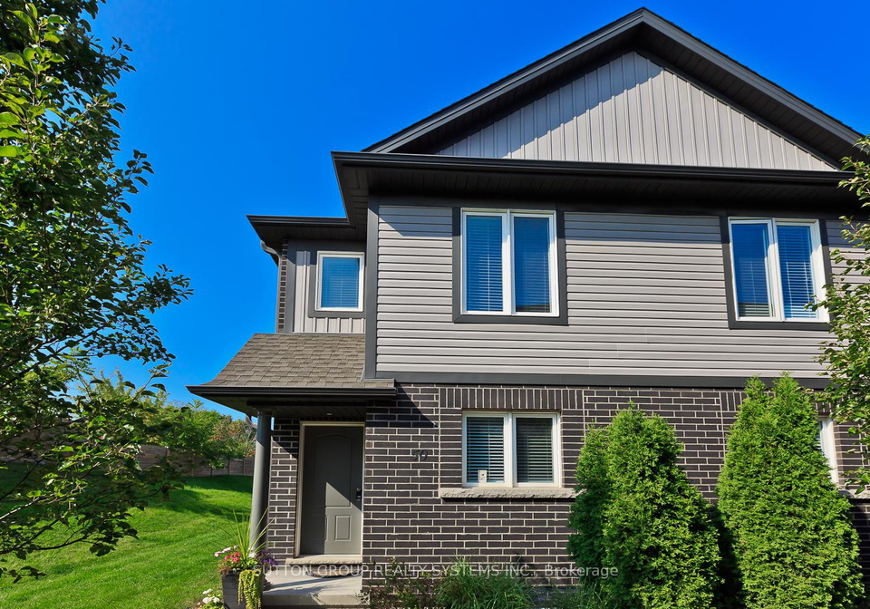 7768-ascot-circle-niagara-falls-ontario-x12386434