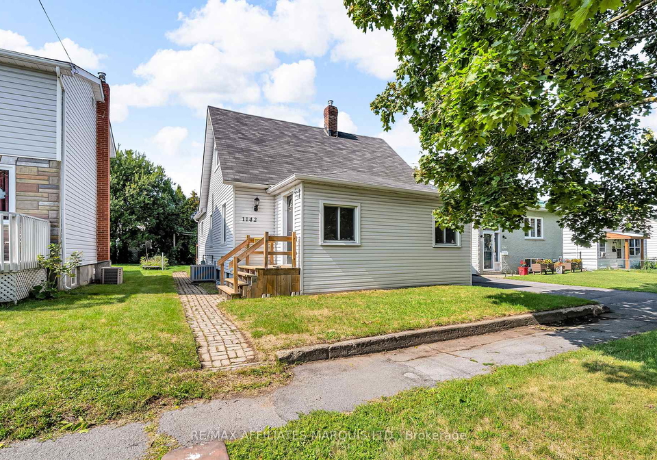 1142-dieppe-street-cornwall-ontario-x12386633