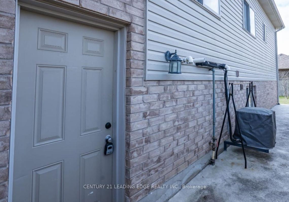 5761-ironwood-street-niagara-falls-ontario-x12386647