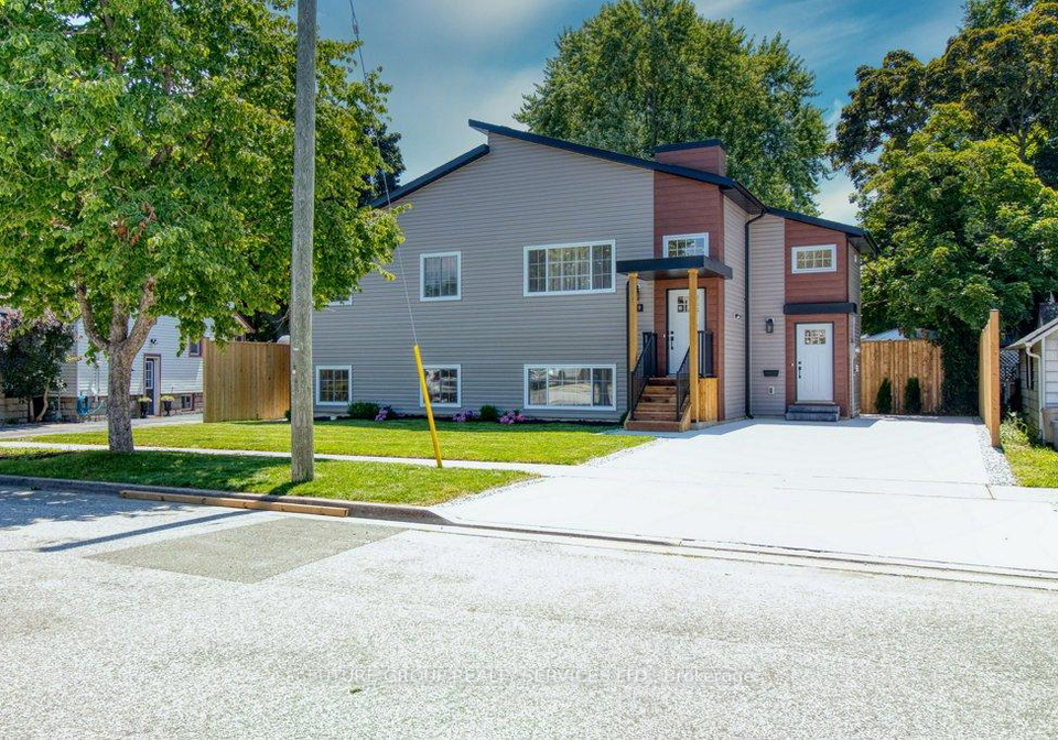109-penrose-street-sarnia-ontario-x12386844