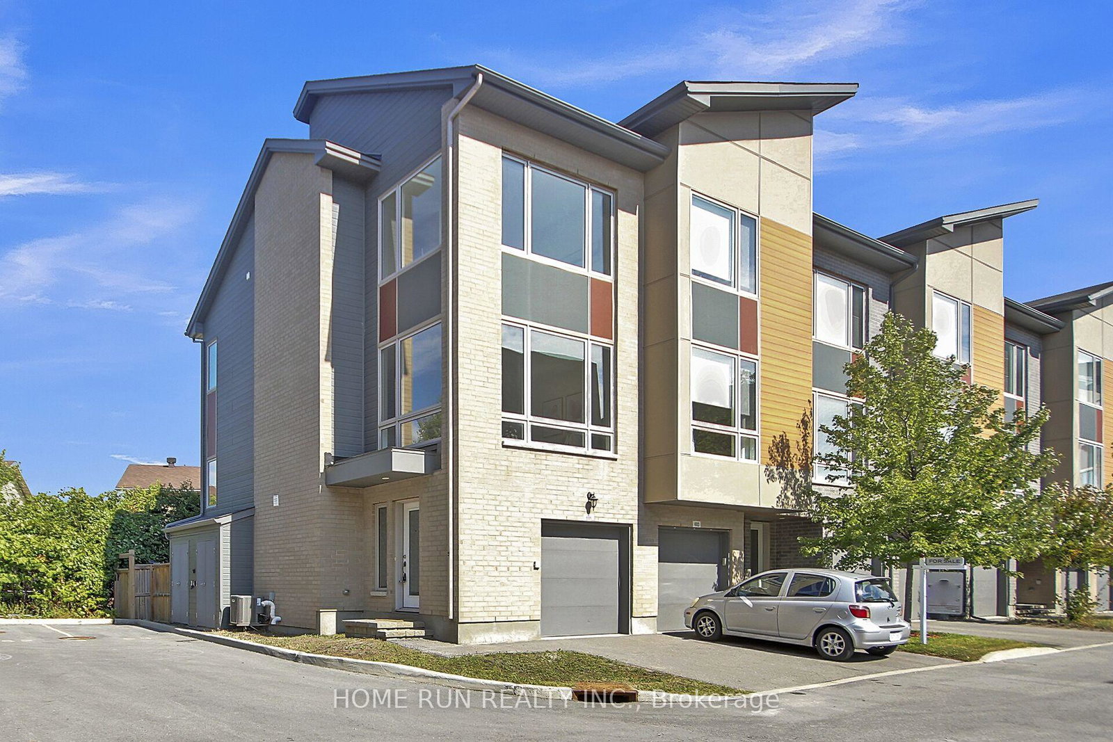 600-terravita-private-ottawa-ontario-x12386996