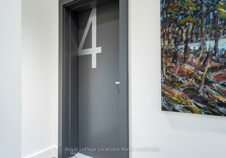 20-alice-street-e-blue-mountains-ontario-x12387155