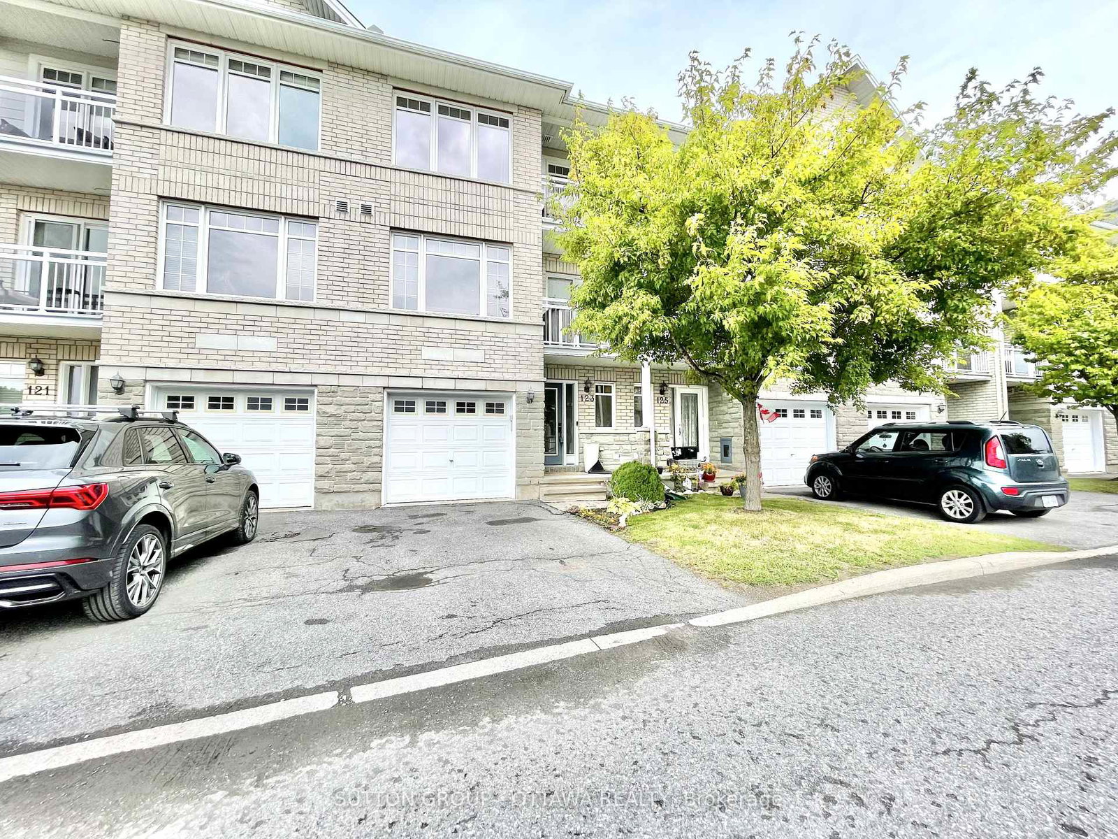 123-corinth-private-ottawa-ontario-x12387244