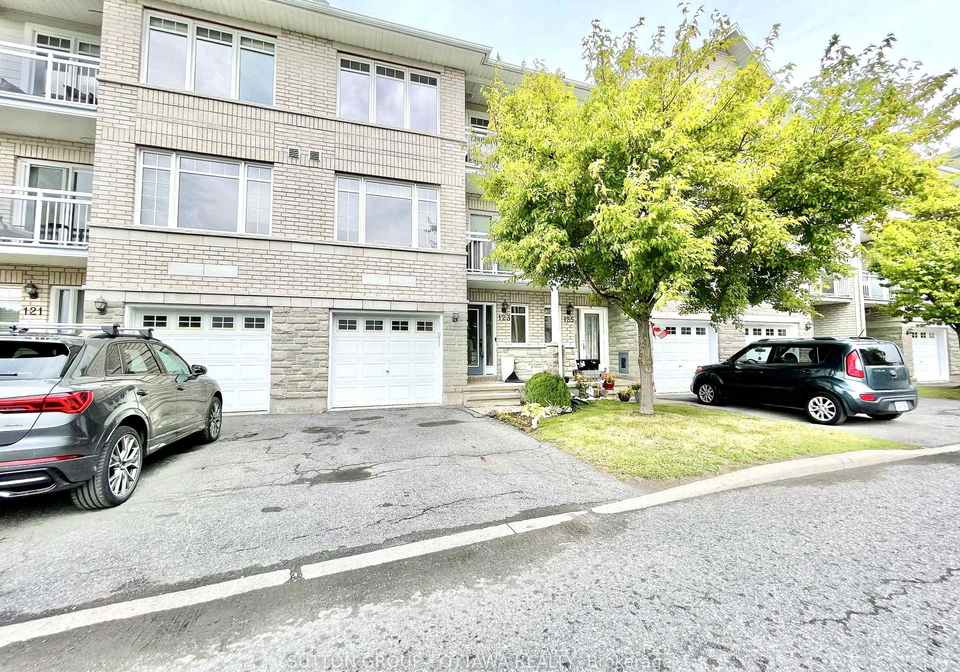 123-corinth-private-ottawa-ontario-x12387244