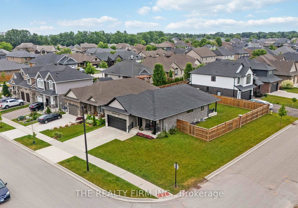8-royal-dornoch-drive-st-thomas-ontario-x12387397