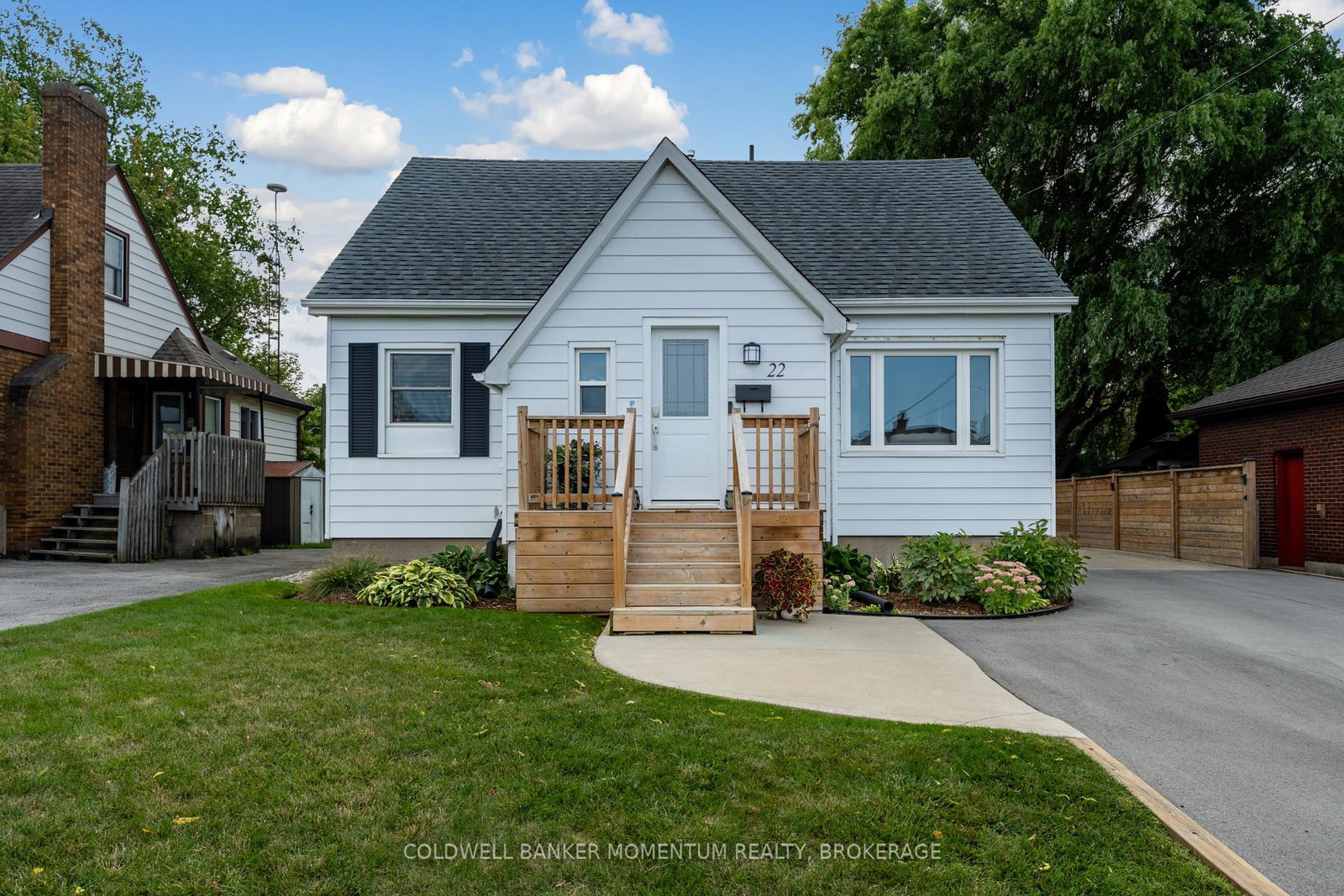 22-fairburn-avenue-st-catharines-ontario-x12387463