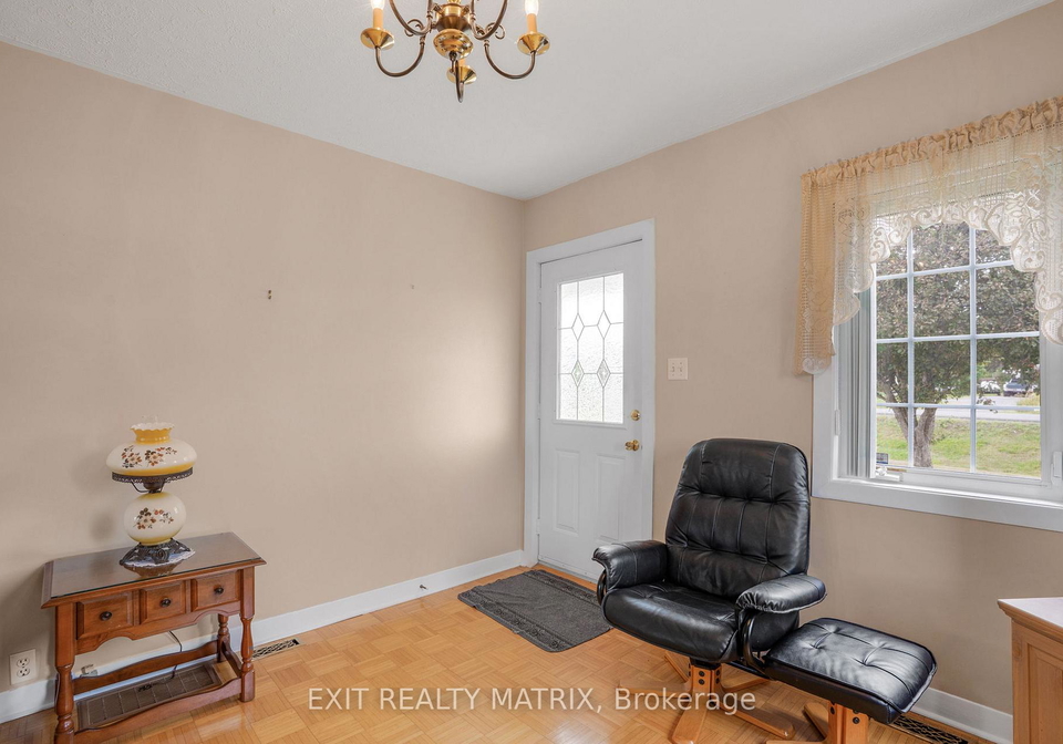 48-front-road-w-champlain-ontario-x12387504