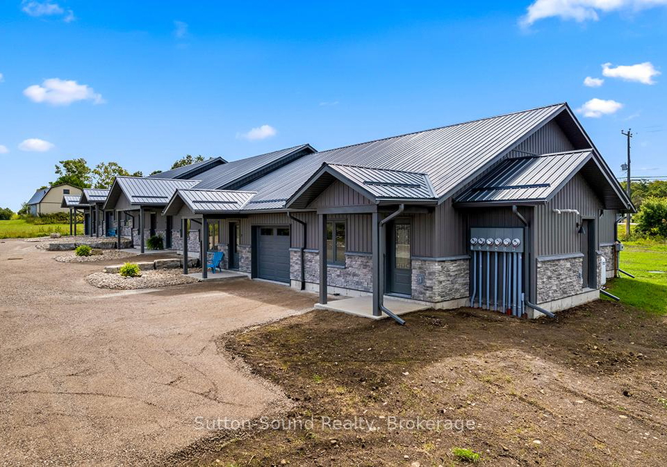 18-maple-golf-crescent-northern-bruce-peninsula-ontario-x12387591
