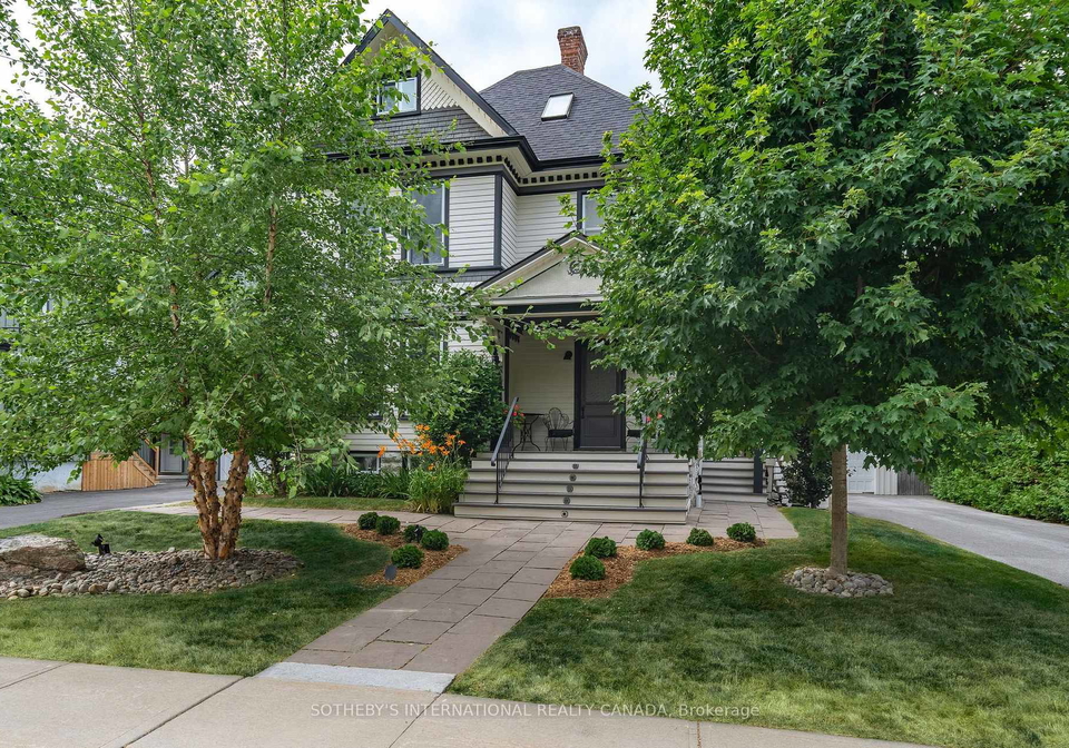29-queen-street-prince-edward-county-ontario-x12387622