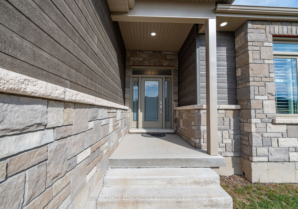 517-sydenham-street-pembroke-ontario-x12387732