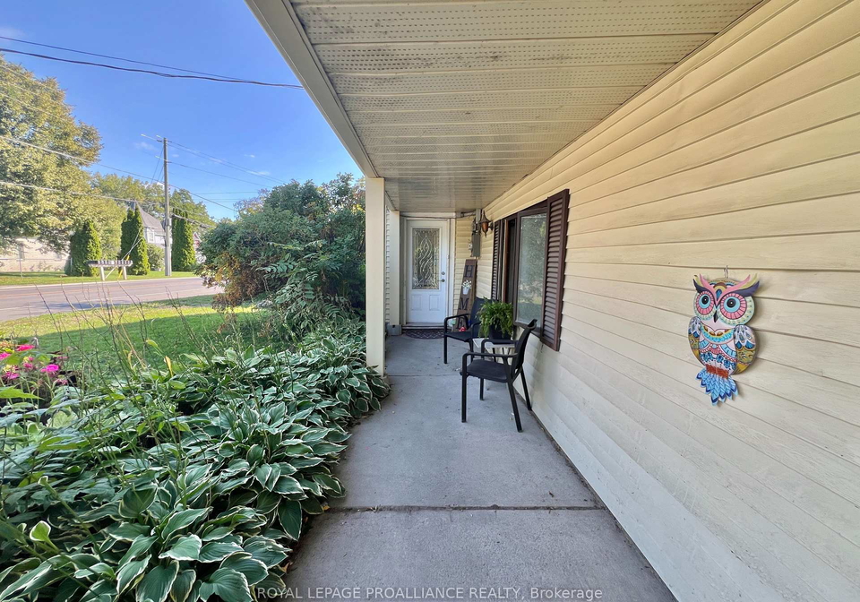 1285-county-road-3-prince-edward-county-ontario-x12387863