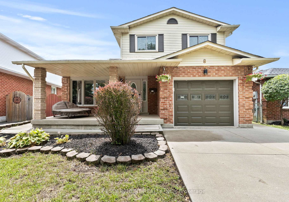 8-coleman-court-thorold-ontario-x12388144