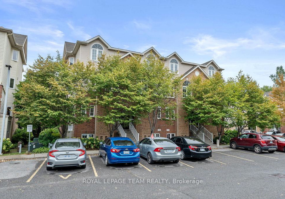 77-steele-park-private-ottawa-ontario-x12388246