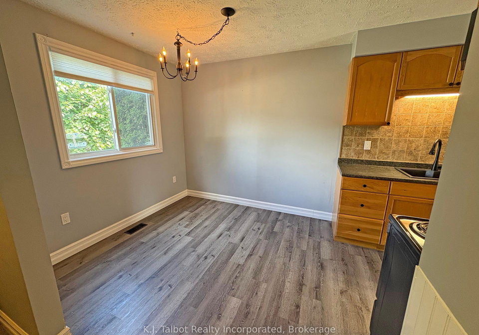 118-bennett-street-e-goderich-ontario-x12388377