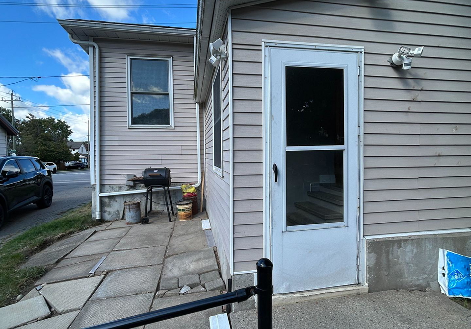 74-huron-street-woodstock-ontario-x12388447