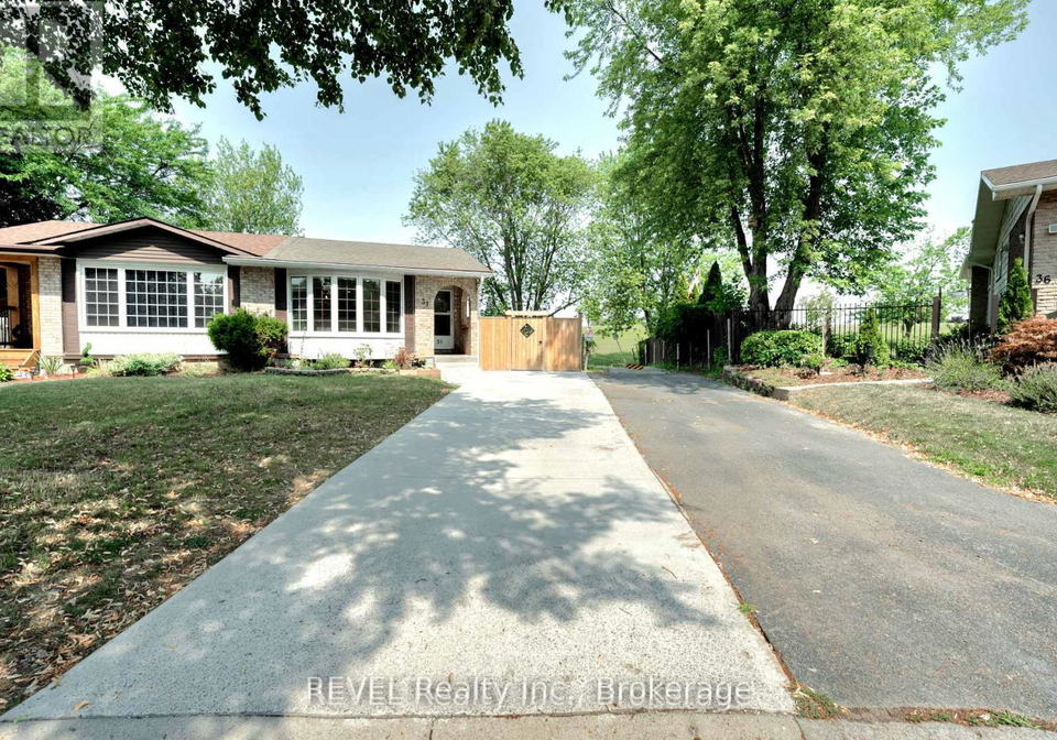 31-deborah-court-st-catharines-ontario-x12388997