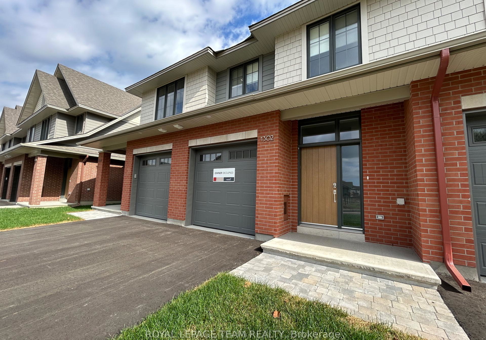 1302-whitlow-grass-way-kanata-ontario-x12389084