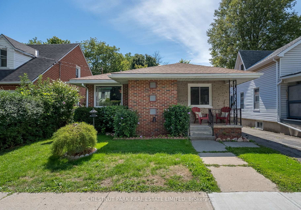 9-downes-avenue-prince-edward-county-ontario-x12389128