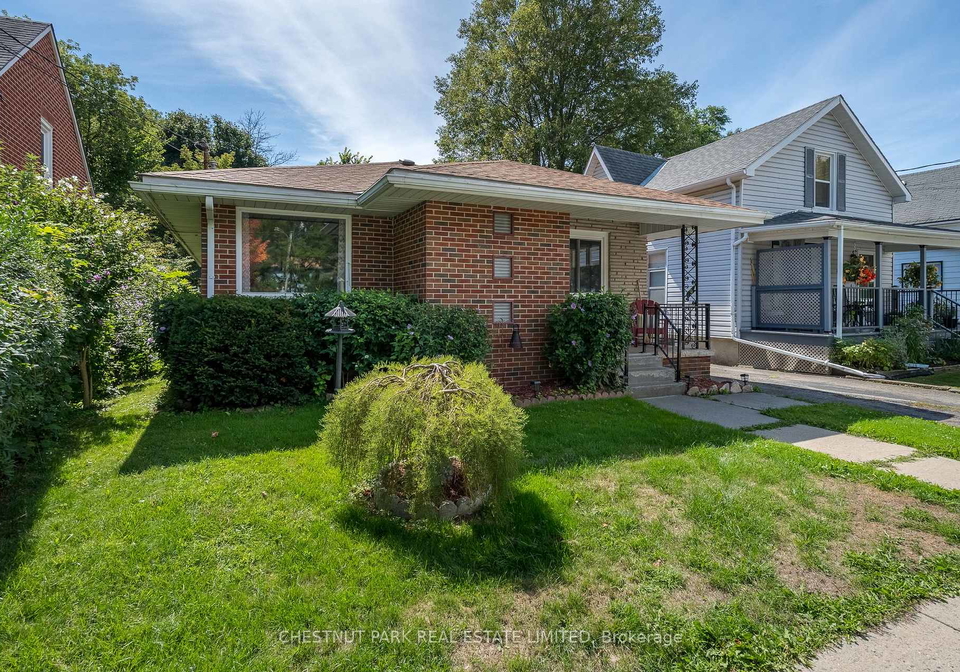 9-downes-avenue-prince-edward-county-ontario-x12389128