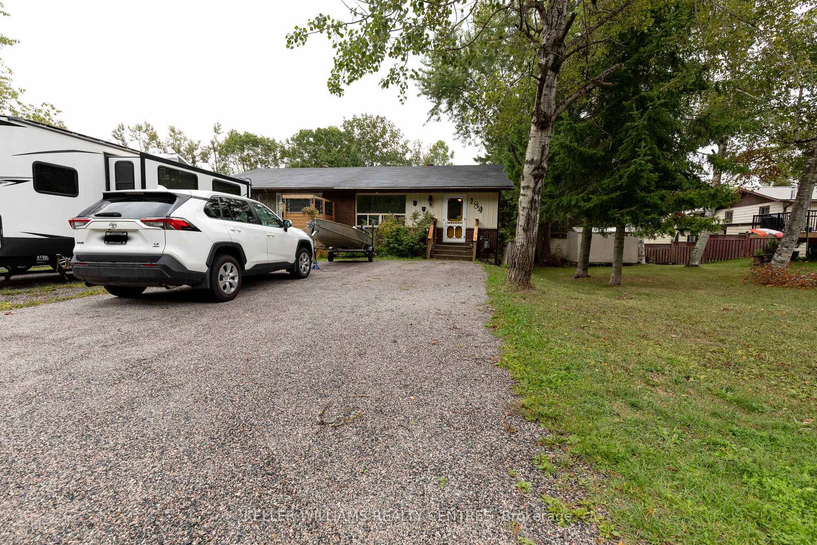 184-fernwood-drive-gravenhurst-ontario-x12389218