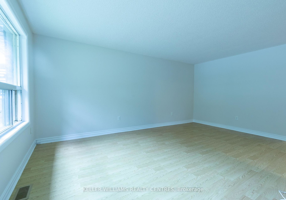 184-fernwood-drive-gravenhurst-ontario-x12389218