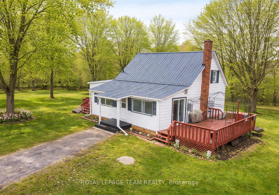 1448-perrault-road-bonnechere-valley-ontario-x12389342