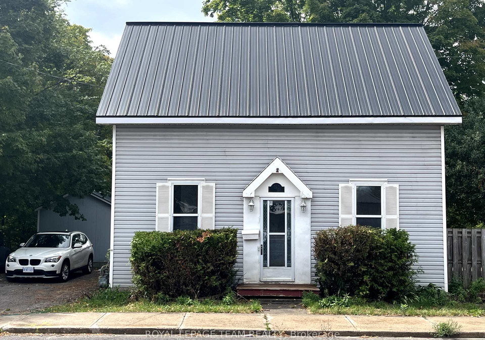 212-franktown-road-carleton-place-ontario-x12389533