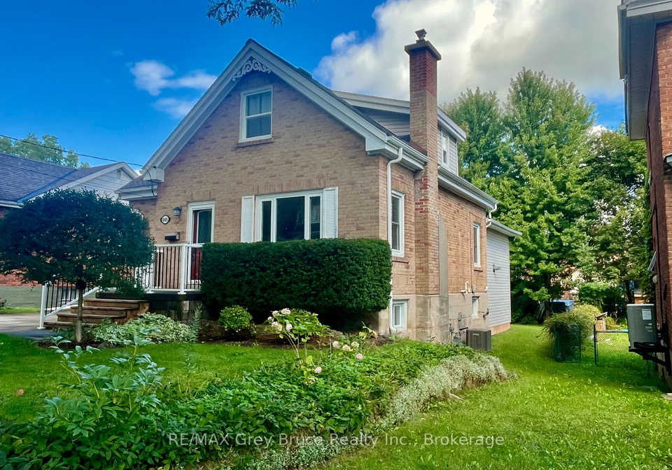 440-11th-b-street-w-owen-sound-ontario-x12389587