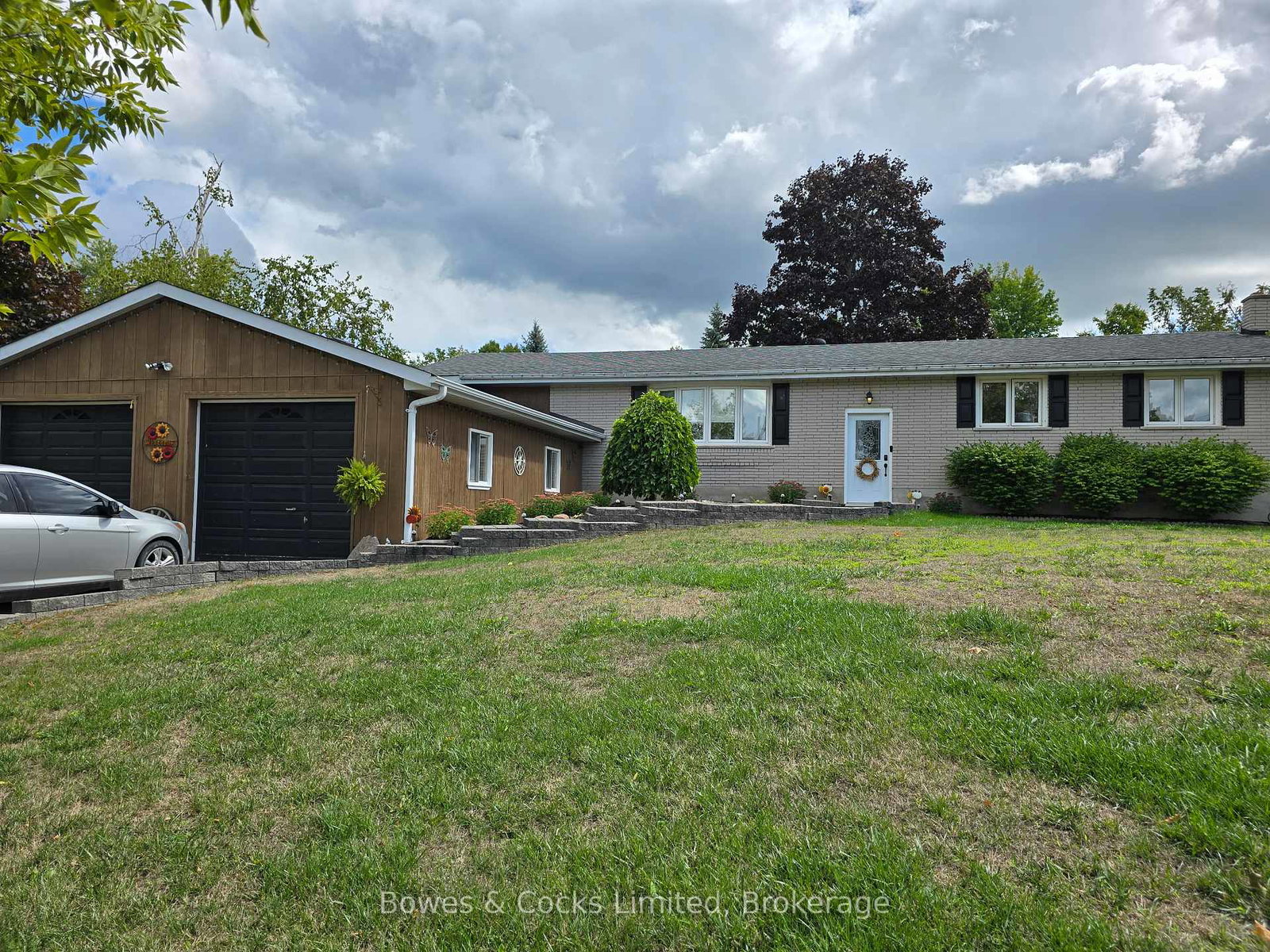 33-maple-grove-road-kawartha-lakes-ontario-x12389682