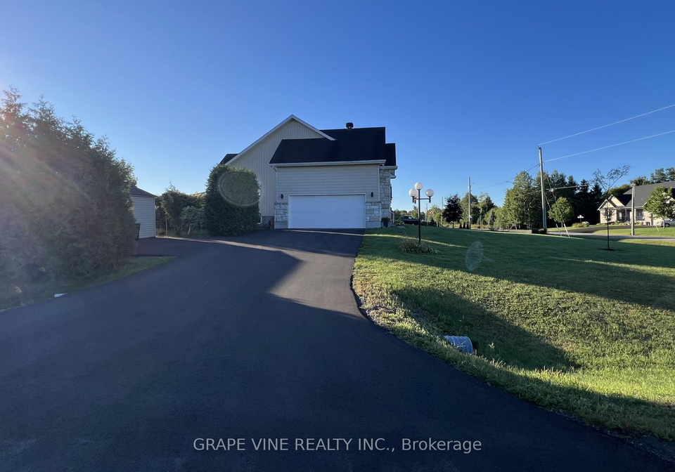 5607-maklynne-way-ottawa-ontario-x12389686