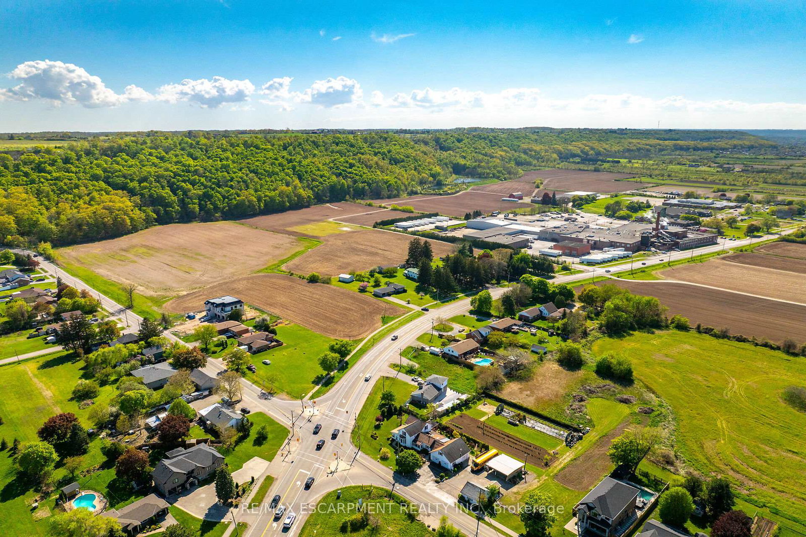 944-994-8-highway-hamilton-ontario-x12389750