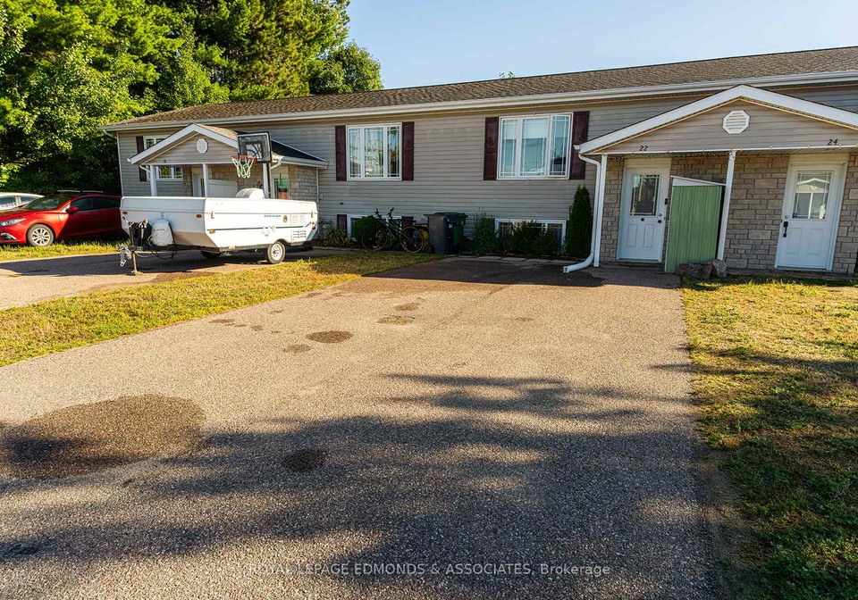 22-renfrew-street-petawawa-ontario-x12390076
