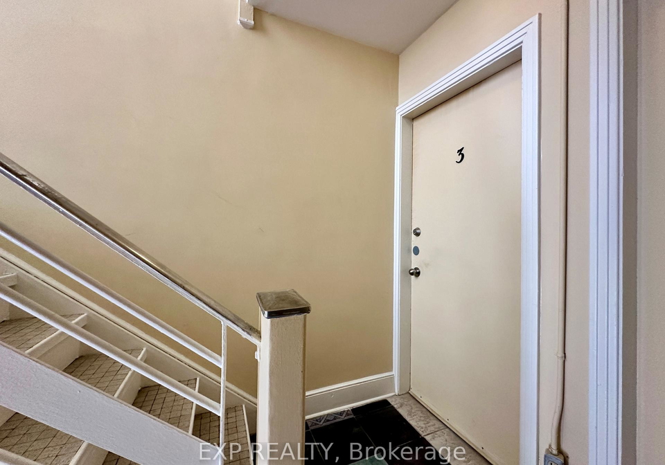 839-kirkwood-avenue-ottawa-ontario-x12390189