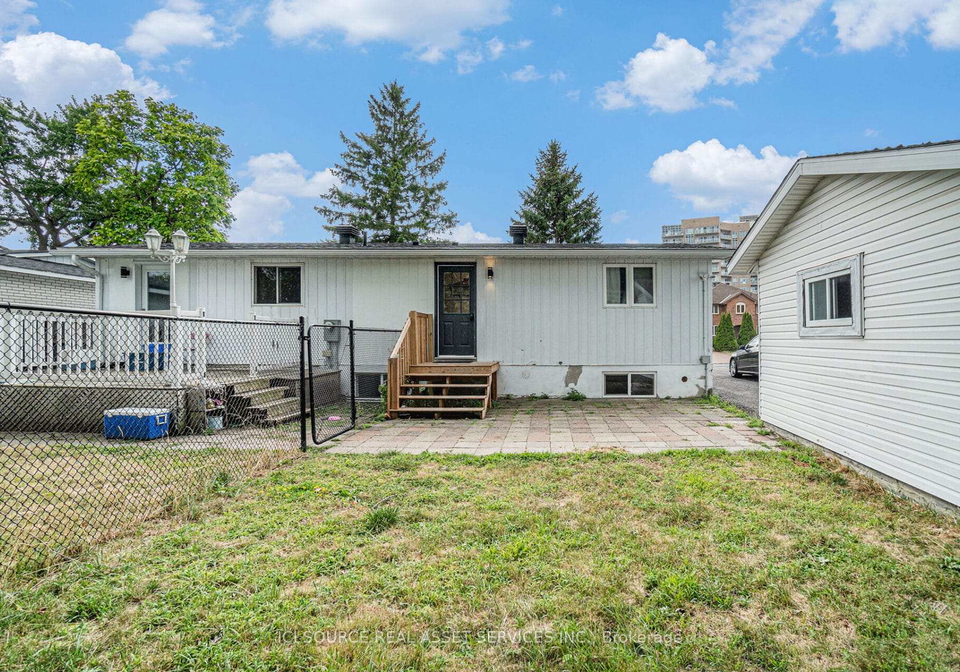 17-overlake-drive-ottawa-ontario-x12390451
