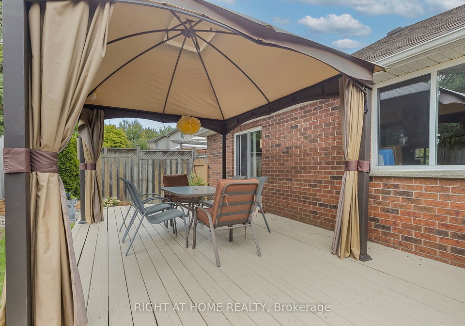 212-holbeach-crescent-waterloo-ontario-x12390485