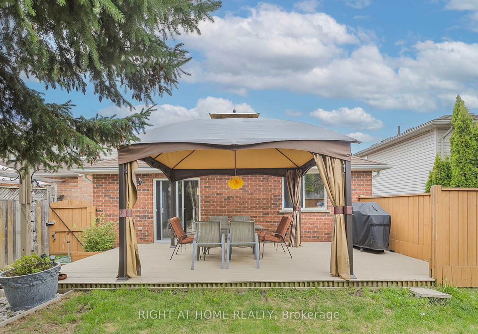 212-holbeach-crescent-waterloo-ontario-x12390485