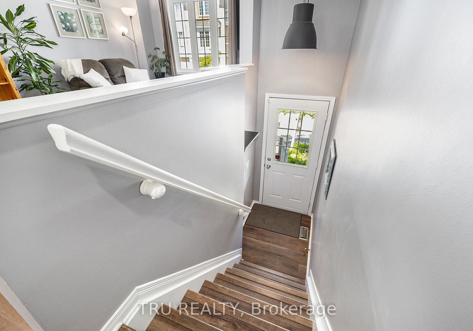 306-gotham-private-ottawa-ontario-x12390509
