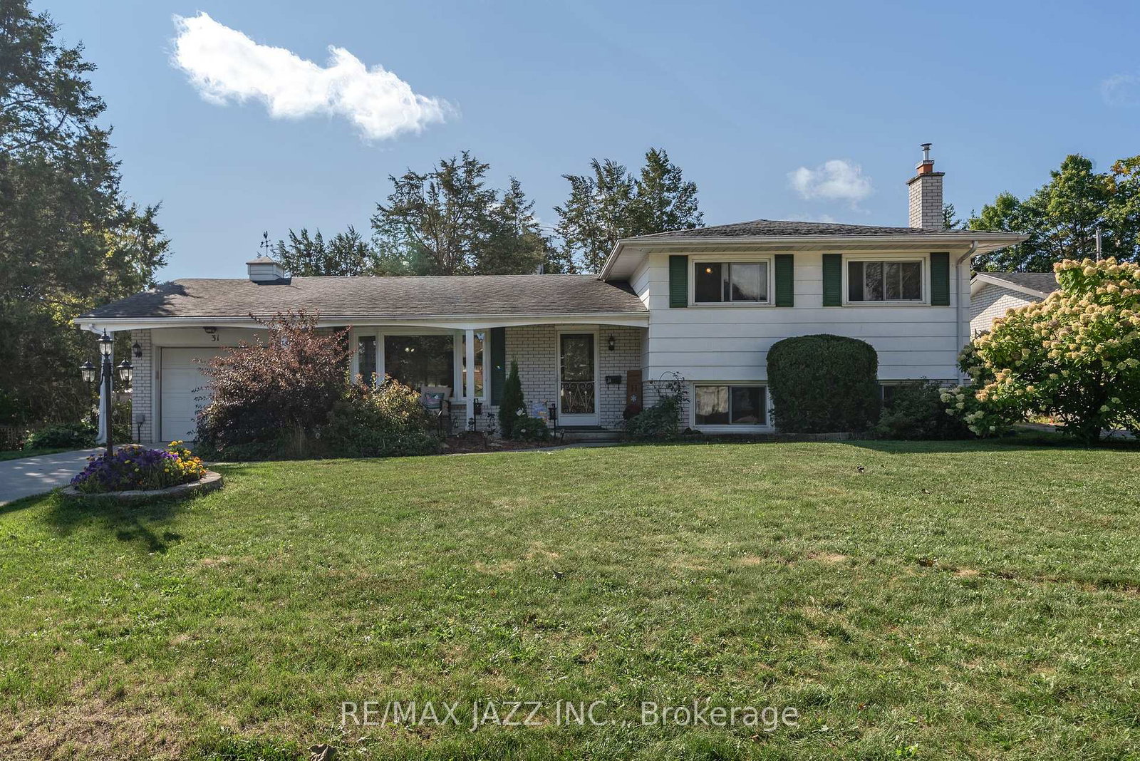 31-edgeview-drive-quinte-west-ontario-x12390740