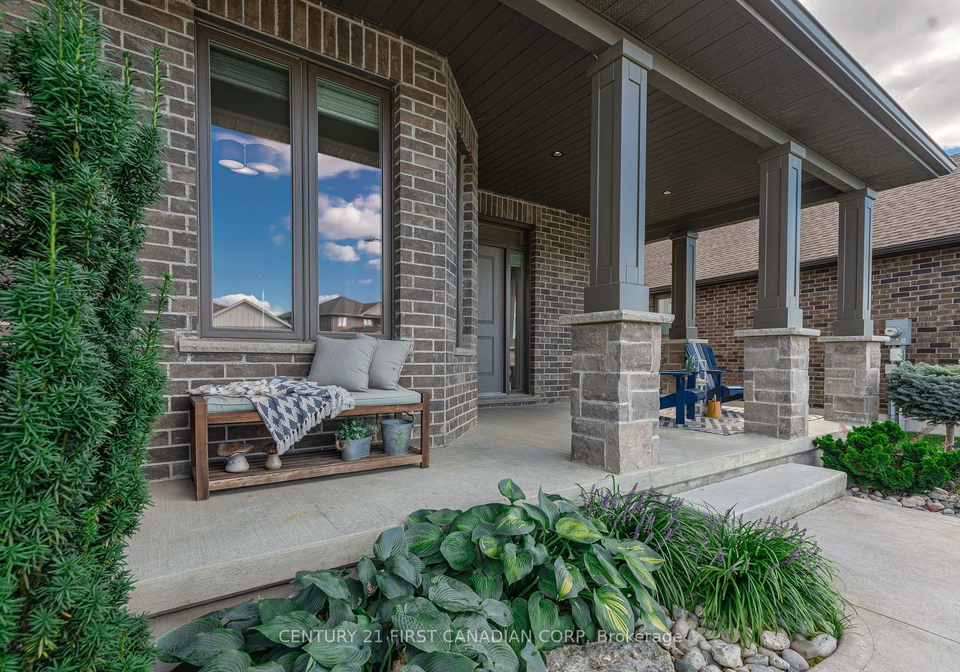 117-spencer-avenue-lucan-biddulph-ontario-x12390834