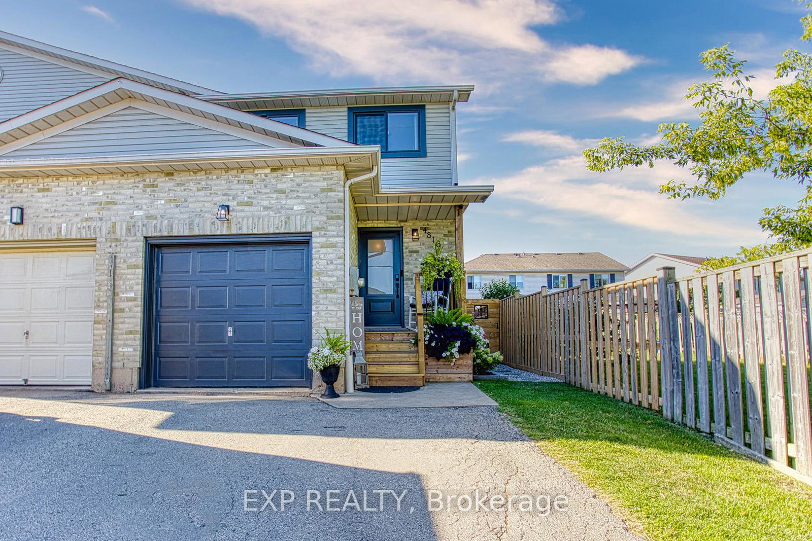 4816-john-street-lincoln-ontario-x12391023