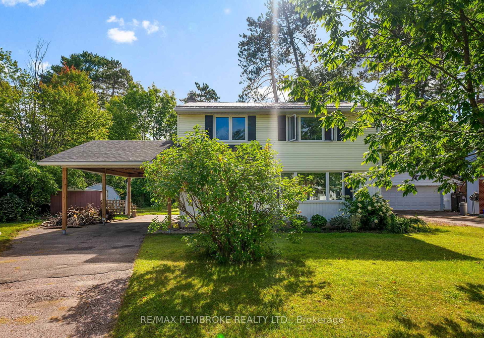 11-frontenac-crescent-deep-river-ontario-x12391187
